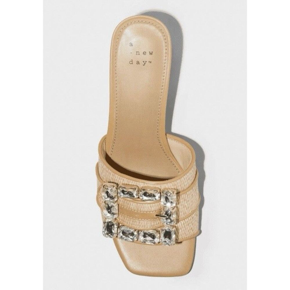 Women's Kathleen Raffia Buckle Block Heels - A New Day Beige Size 6.5 NWB - Picture 4 of 6
